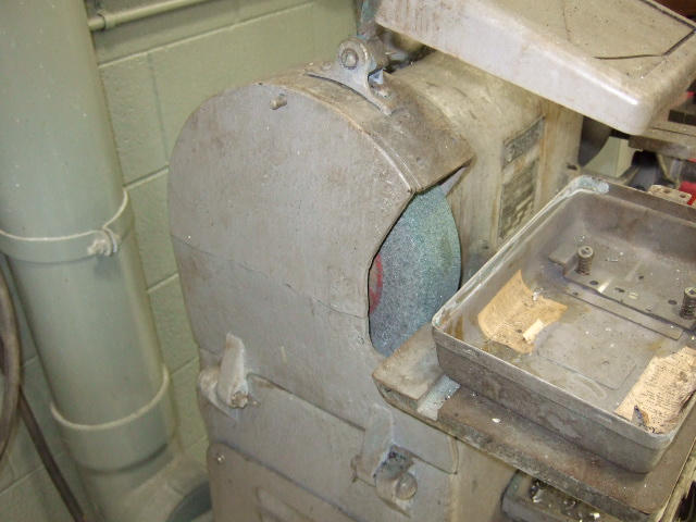 Ex-Cell-O 48-0 Bench Grinder, Machine ID: 5017